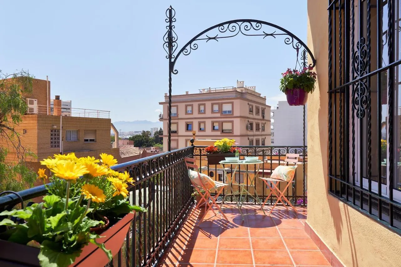 דירה מאלגה Villa Rosita Suites En Playa De La Malagueta Con Terraza