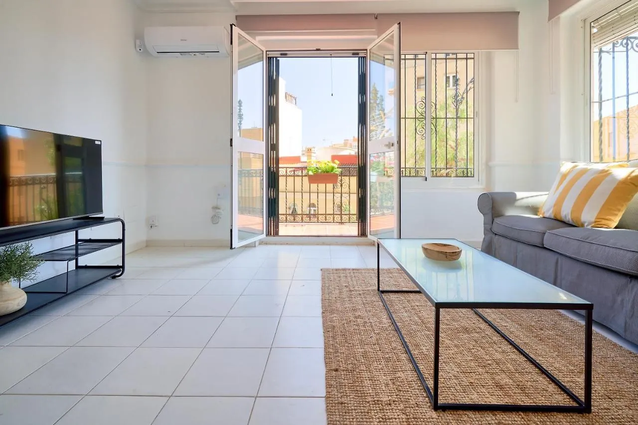 מאלגה Villa Rosita Suites En Playa De La Malagueta Con Terraza