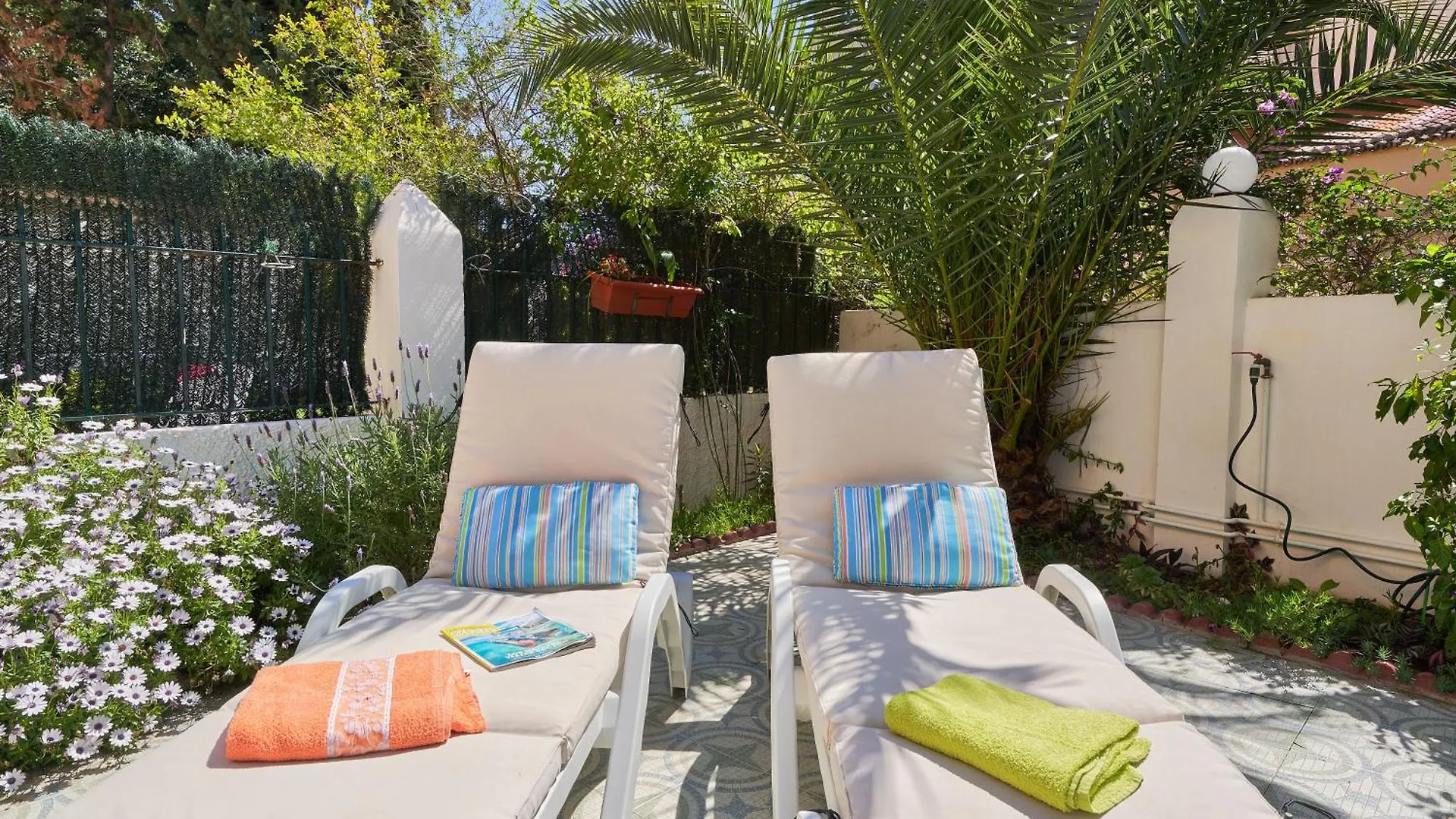 דירה מאלגה Villa Rosita Suites En Playa De La Malagueta Con Terraza