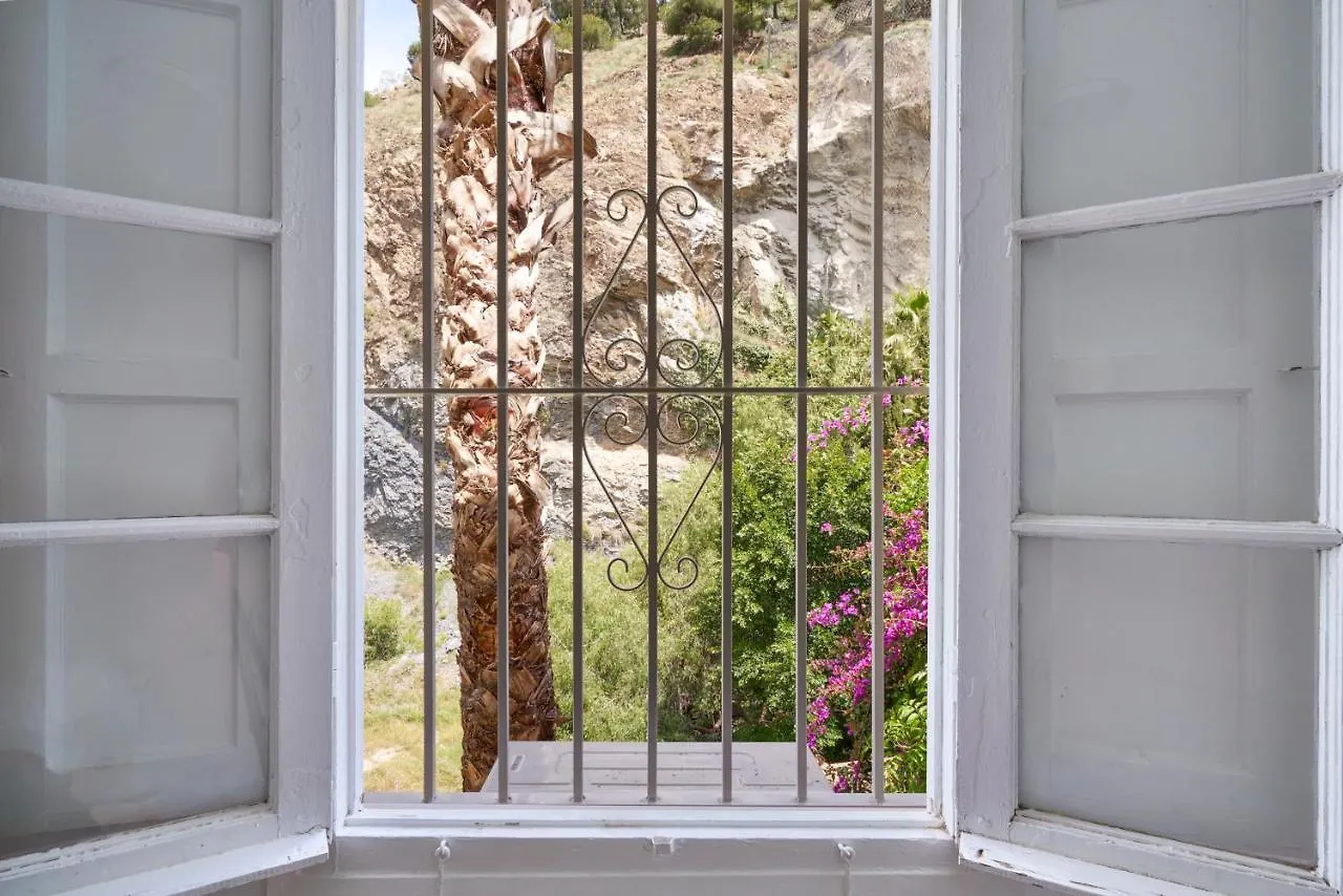 Villa Rosita Suites En Playa De La Malagueta Con Terraza Málaga Spanje