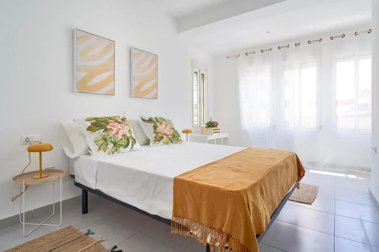 Villa Rosita Suites En Playa De La Malagueta Con Terraza Málaga Appartement