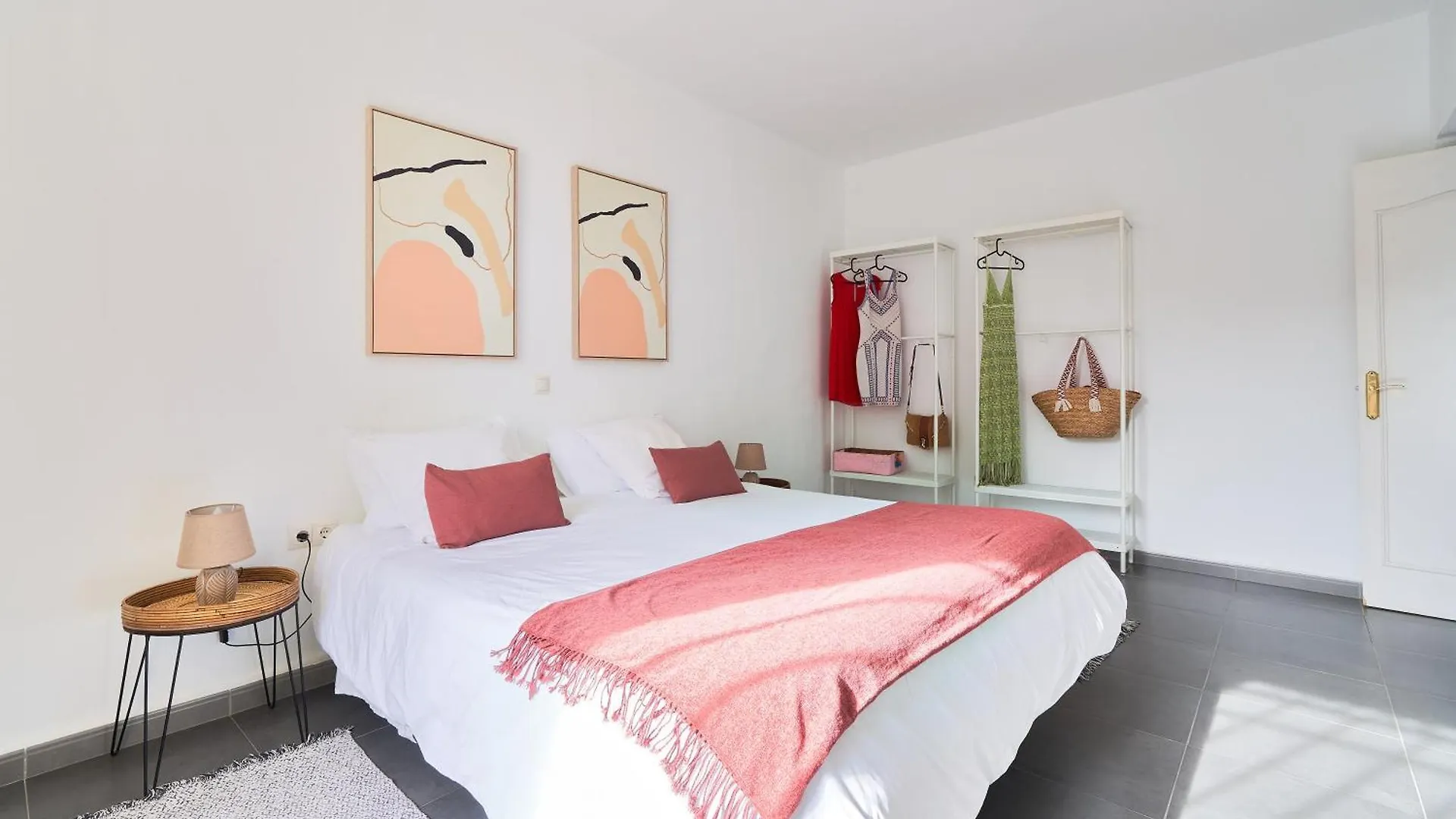 Villa Rosita Suites En Playa De La Malagueta Con Terraza Málaga 0*,